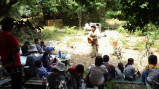 きっと日本中にこんな森がある。8/11(木)レポート「皮むき間伐と森の歌会」