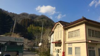 隠れ家のような郵便局カフェ。ハジポストに行ってきました！キャンピングカーで森の旅283日目。