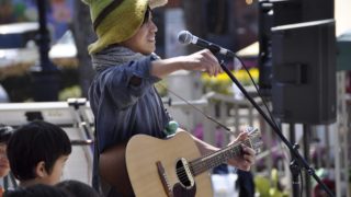 大きなクスノキと震災を考える。311いのちのわで、ごろんコンサート！大分県大分市。